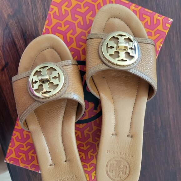 Tory Burch wedge sandals - Picture 2 of 8